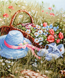 Luca-S Meadow with poppies borduren (pakket)